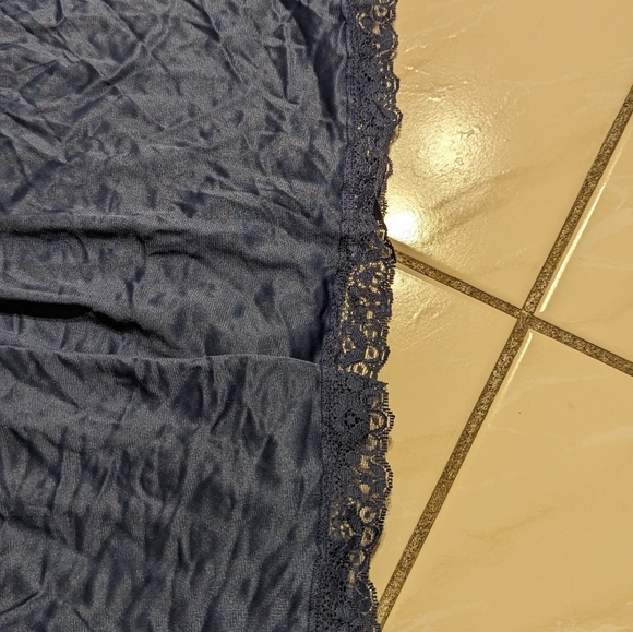 Vintage  1970's French Maid Blue Slip Lace Size 34 - Picture 4 of 7